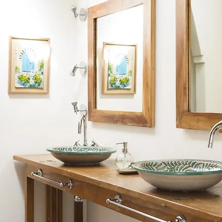 호텔 Habitacion Olivier En Casa Privada 마르베야